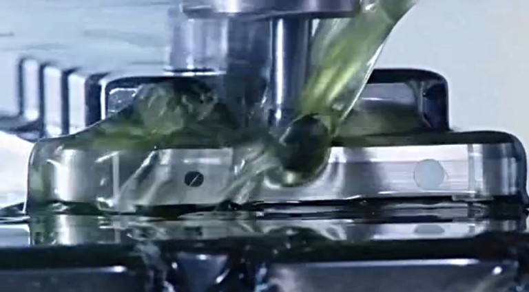 小米4、魅族MX4手機(jī)外殼加工用的是什么切削液？
